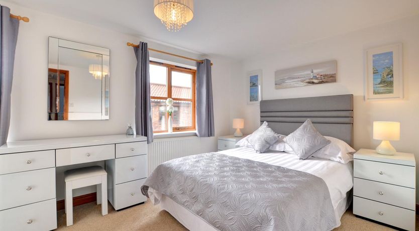 Photo of 3 Bed in Whitby