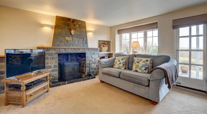 Photo of 3 Bed in Lynton