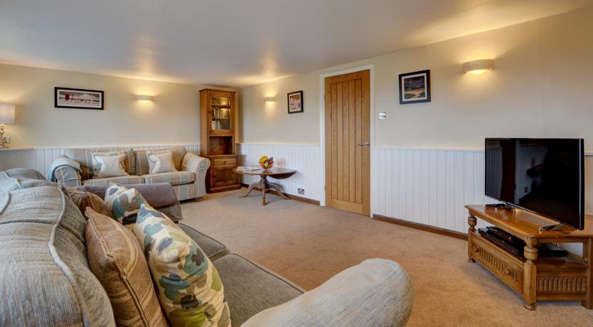 Photo of 3 Bed in Lynton