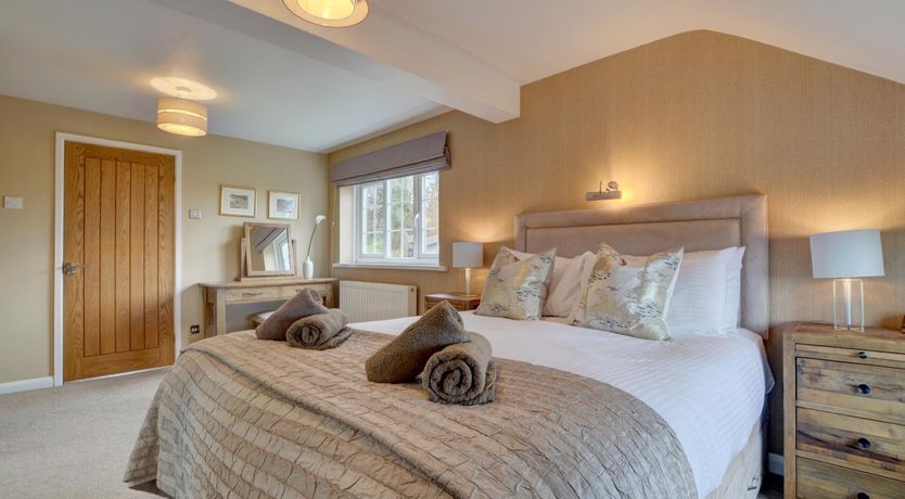 Photo of 3 Bed in Lynton