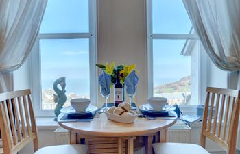 1 Bed in Ilfracombe Holiday Home