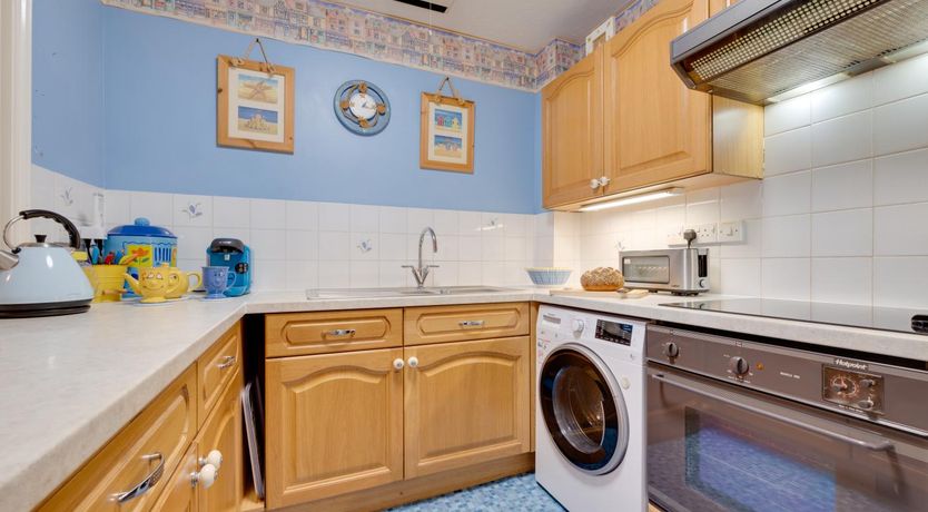 Photo of 1 Bed in Dawlish