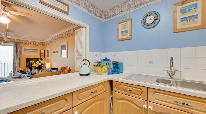 Photo of 1 Bed in Dawlish