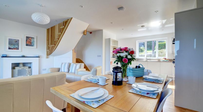 Photo of 3 Bed in Mortehoe