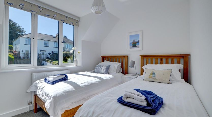 Photo of 3 Bed in Mortehoe