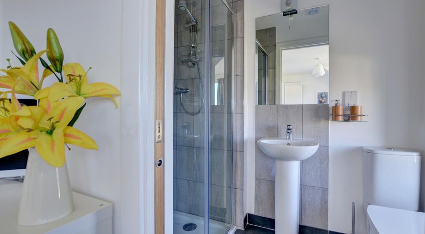 Photo of 3 Bed in Mortehoe