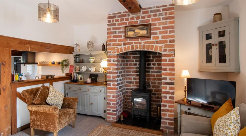 Photo of 2 Bed in Montgomery