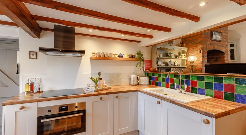 Photo of 2 Bed in Montgomery