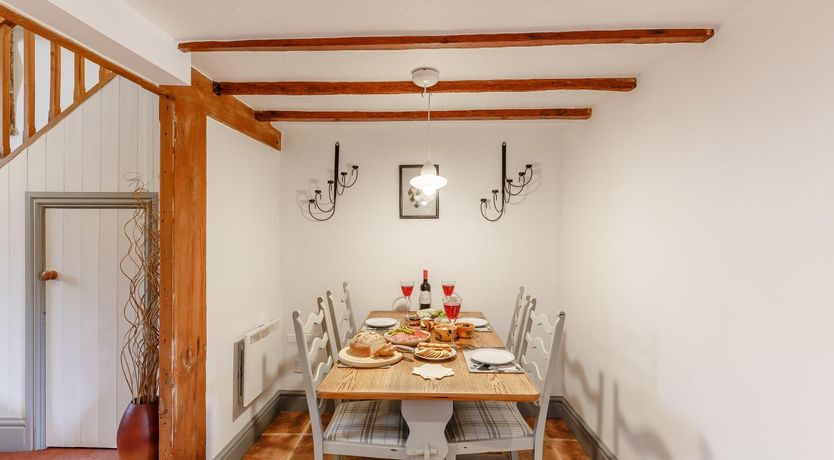 Photo of 2 Bed in Montgomery