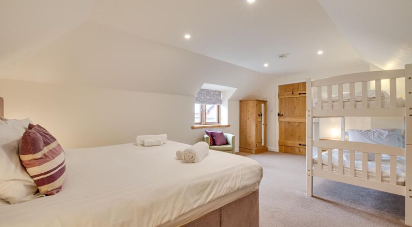 Photo of 3 Bed in Padstow