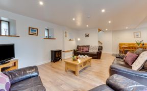 Photo of 3 Bed in Padstow