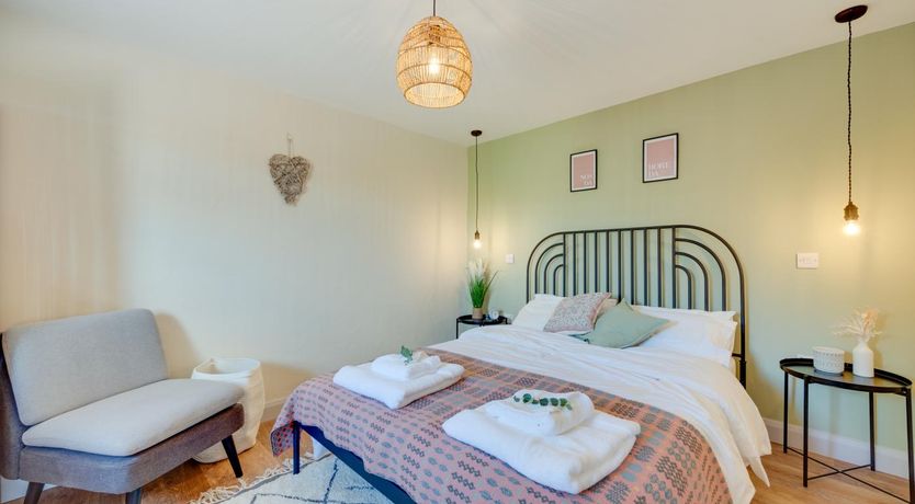 Photo of 1 Bed in Abergele