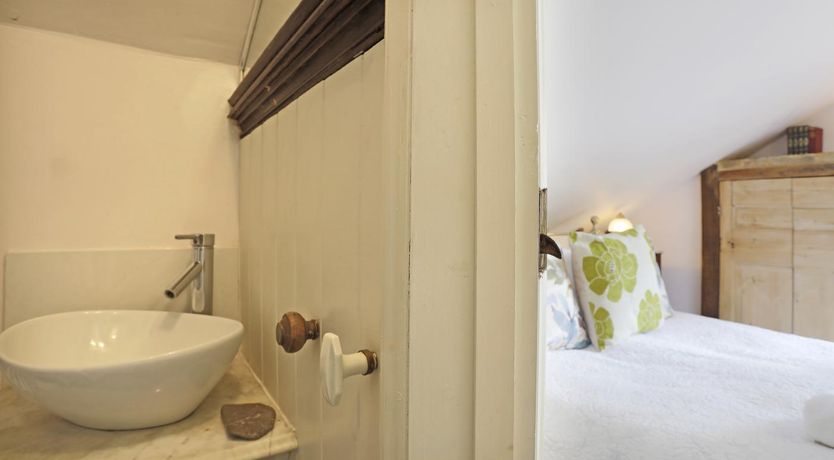 Photo of 1 Bed in Woodbridge