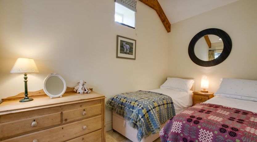 Photo of 2 Bed in Menai Bridge