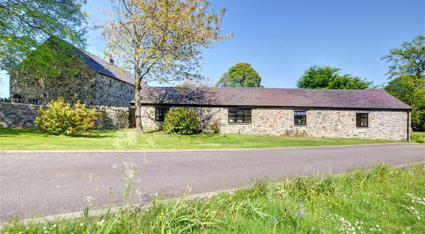 Photo of 2 Bed in Menai Bridge