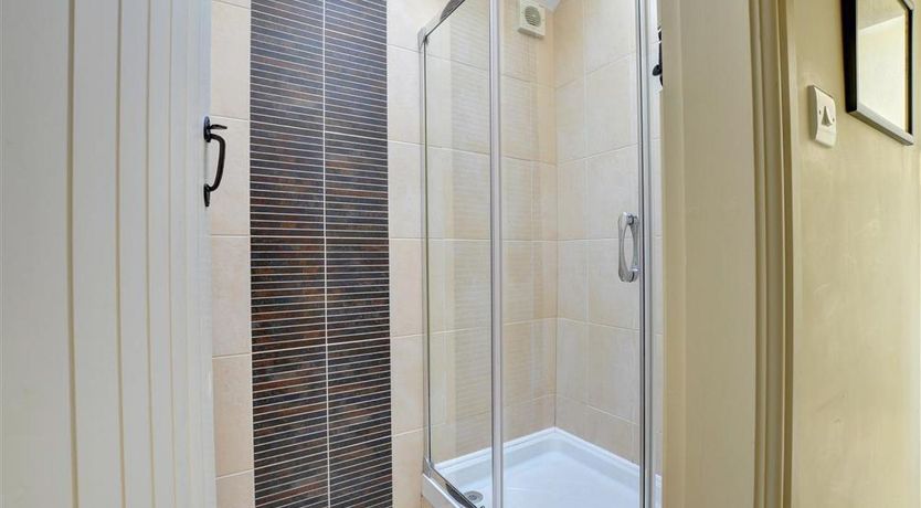 Photo of 2 Bed in Menai Bridge