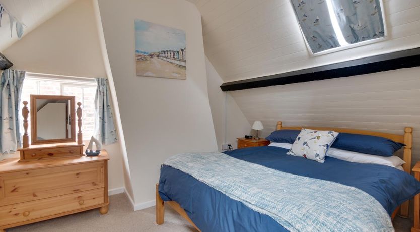 Photo of 4 Bed in Whitby