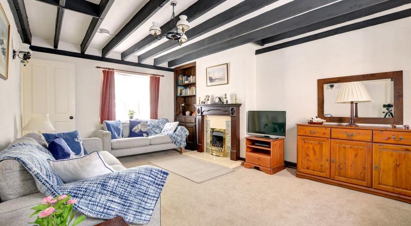 Photo of 4 Bed in Whitby