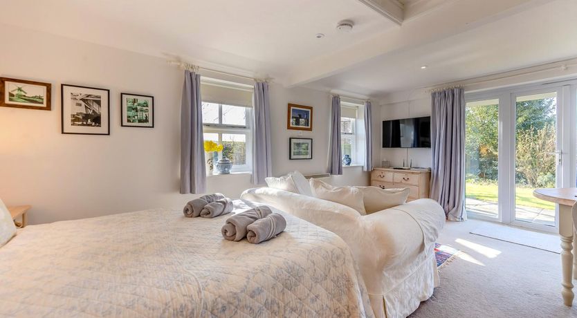 Photo of 1 Bed in Snape