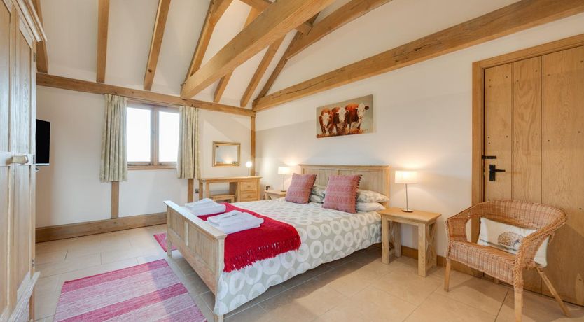 Photo of 2 Bed in Tenterden