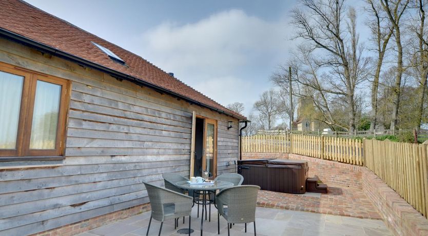 Photo of 2 Bed in Tenterden