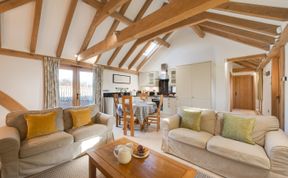 Photo of 2 Bed in Tenterden