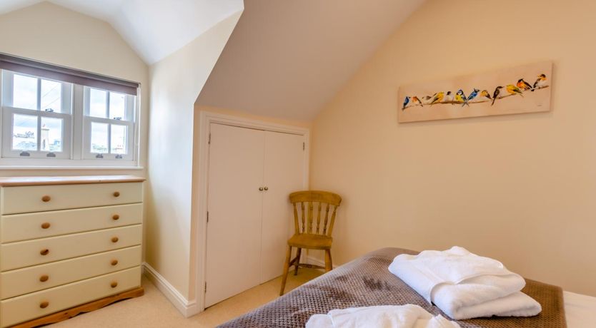 Photo of 3 Bed in Whitby