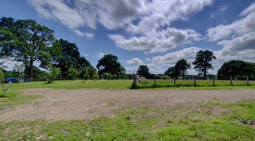 Photo of 1 Bed in Biddenden