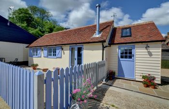 1 Bed in Biddenden Holiday Home