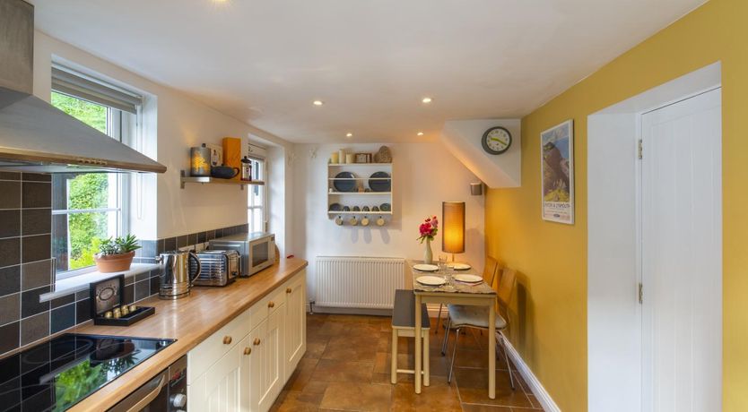 Photo of 2 Bed in Lynton