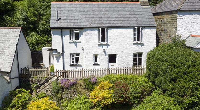 Photo of 2 Bed in Lynton