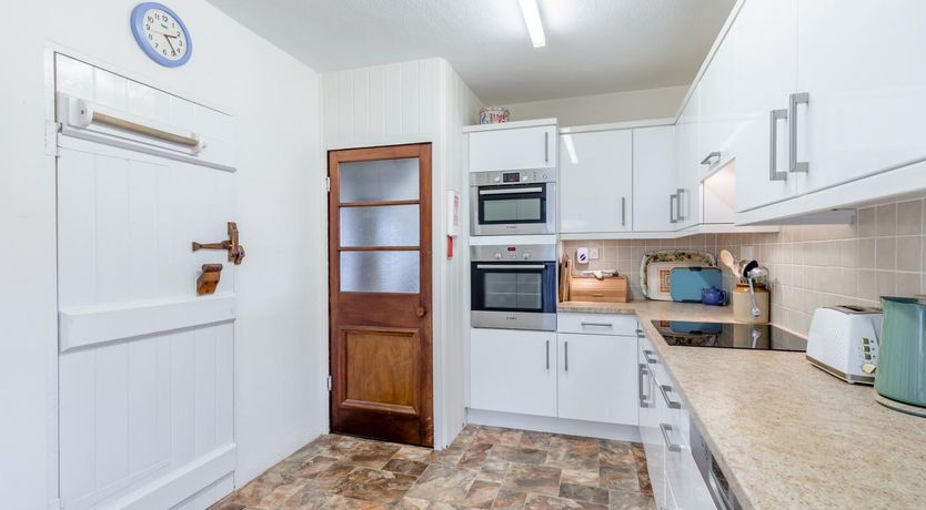 Photo of 4 Bed in Worth Matravers
