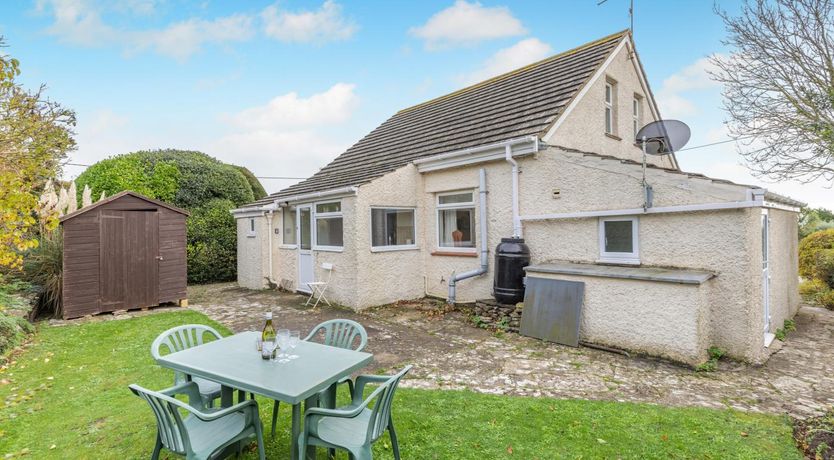 Photo of 4 Bed in Worth Matravers