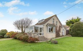 Photo of 4 Bed in Worth Matravers