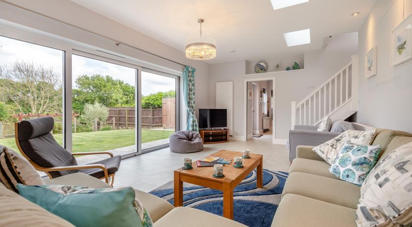 Photo of 5 Bed in Studland