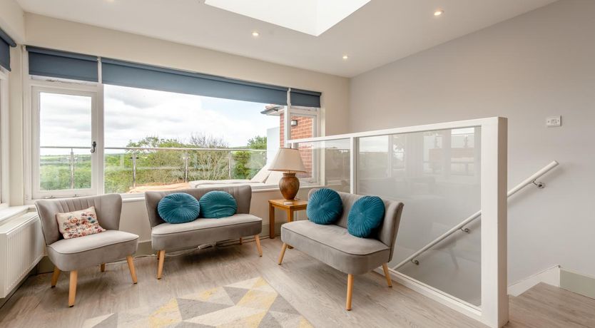 Photo of 5 Bed in Studland