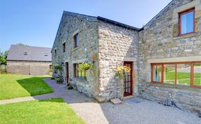 Photo of 3 Bed in Tosside Near Settle