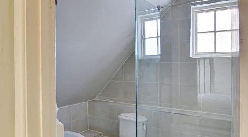 Photo of 2 Bed in Tunbridge Wells