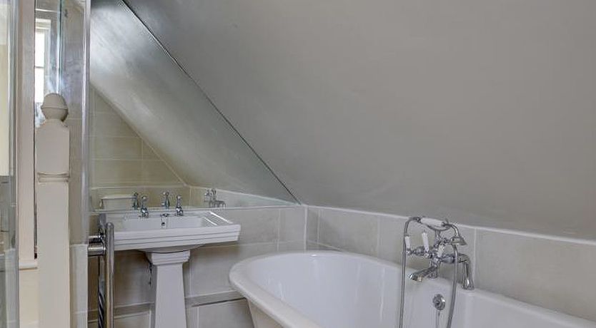 Photo of 2 Bed in Tunbridge Wells