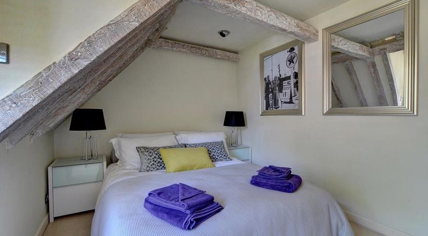 Photo of 2 Bed in Tunbridge Wells