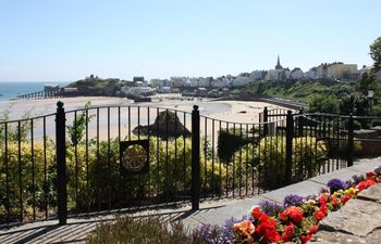 1 Bed in Tenby Holiday Home
