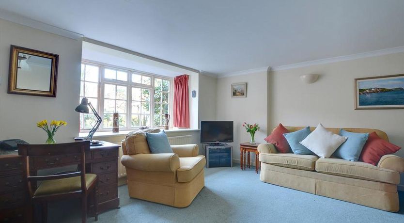 Photo of 2 Bed in Tunbridge Wells