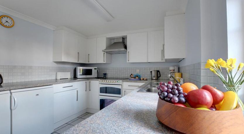 Photo of 2 Bed in Tunbridge Wells