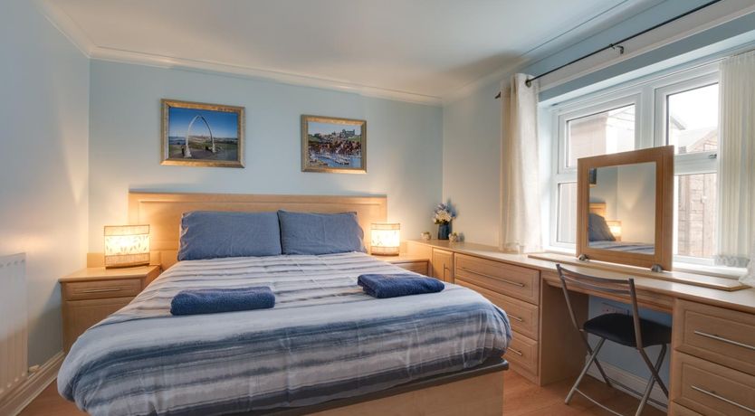 Photo of 3 Bed in Whitby