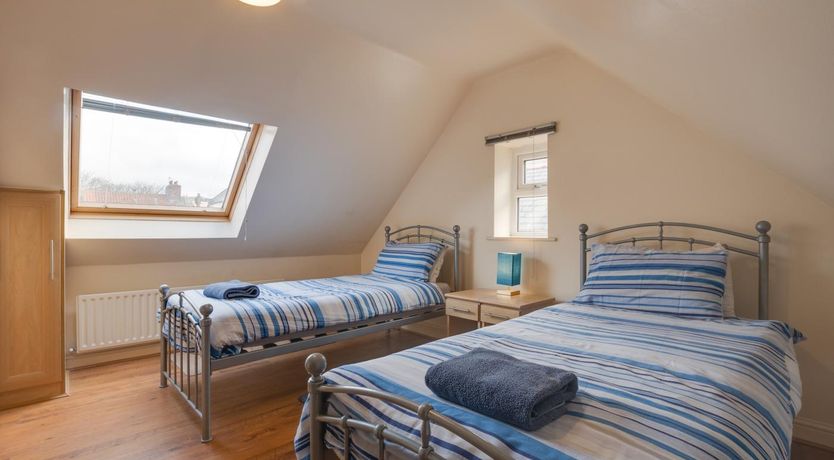 Photo of 3 Bed in Whitby