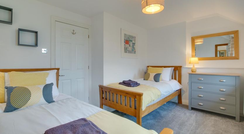 Photo of 2 Bed in Padstow