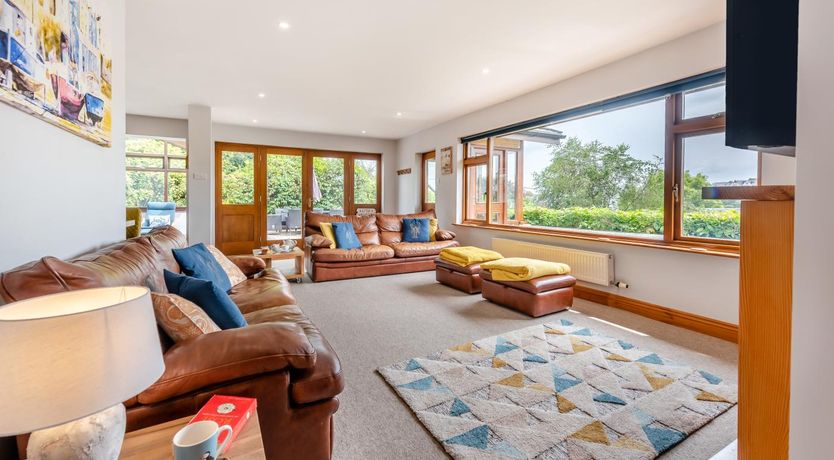 Photo of 5 Bed in Saundersfoot