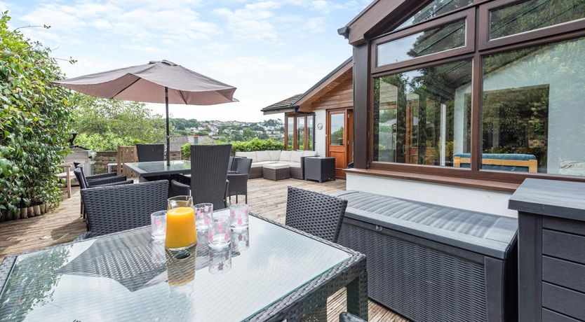 Photo of 5 Bed in Saundersfoot