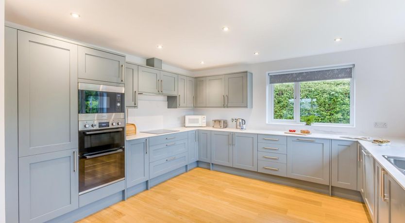 Photo of 2 Bed in South Molton