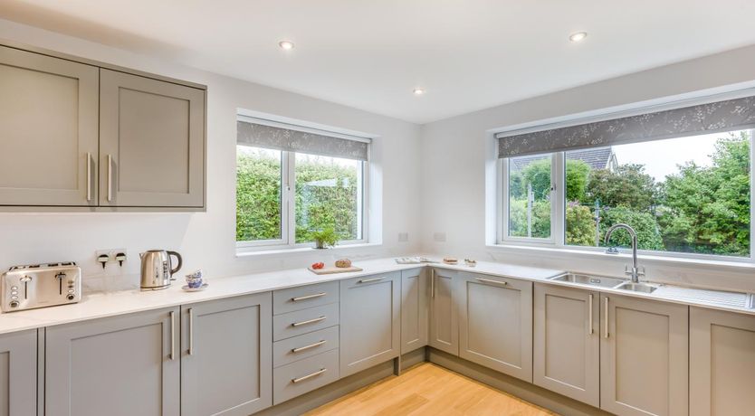 Photo of 2 Bed in South Molton